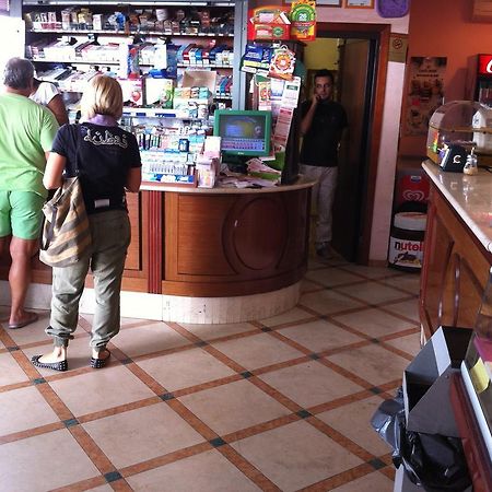 White House Motel Cerveteri Exterior foto